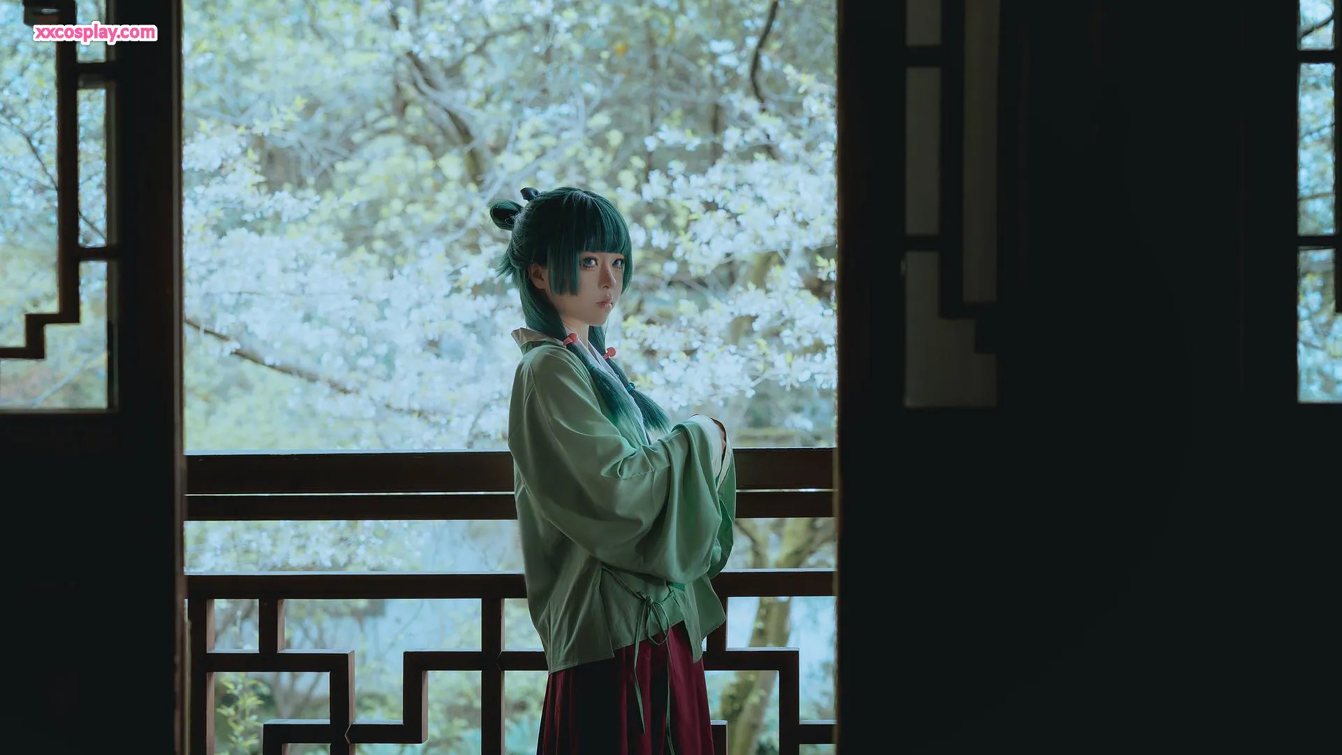 Shiliangyu as Maomao - The Apothecary Diaries